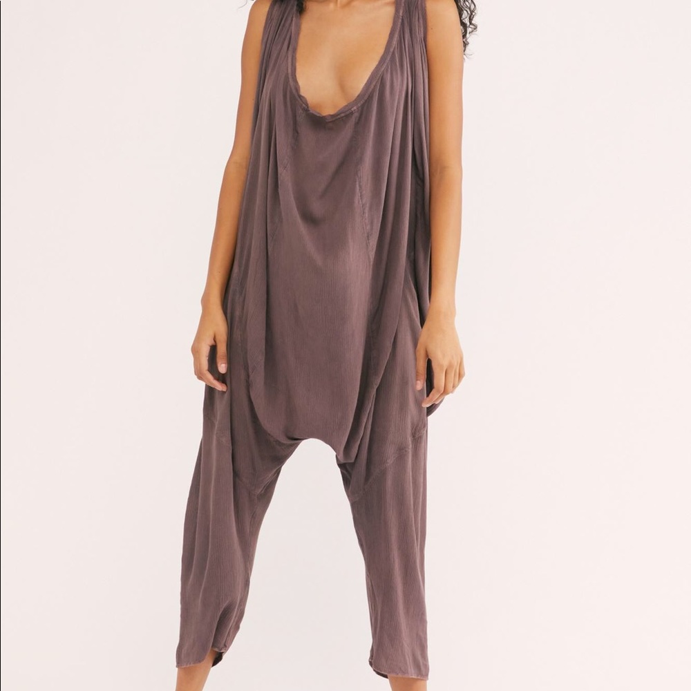 Free People Eazzzy Harem Jump suit size small new without tag